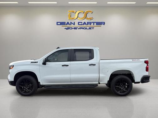 Summit White 2023 Chevrolet Silverado 1500 Custom Trail Boss