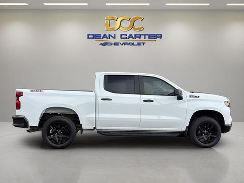 Summit White 2023 Chevrolet Silverado 1500 Custom Trail Boss