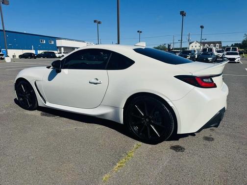 2022 Toyota GR86 Premium