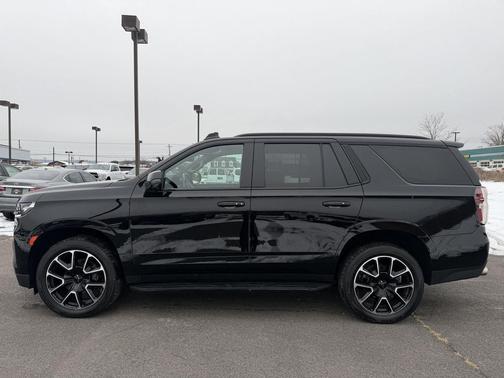 2022 Chevrolet Tahoe 4WD RST
