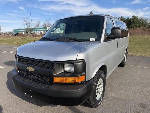 2016 Chevrolet Express 2500 LS