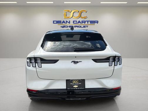 Star White Metallic Tri-Coat 2021 Ford Mustang Mach-E Premium