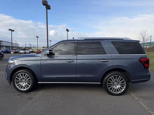 2022 Ford Expedition Platinum