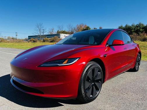 2025 Tesla Model 3 Long Range