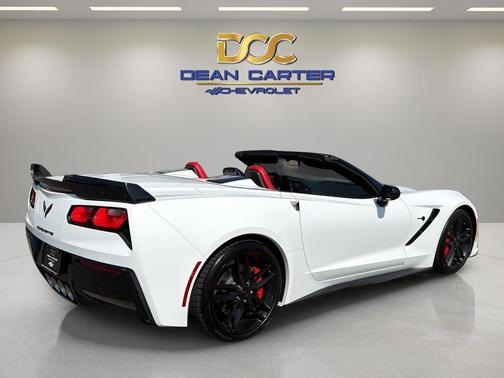 Arctic White 2016 Chevrolet Corvette Stingray Z51