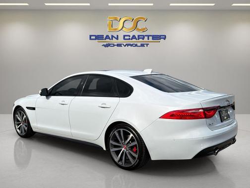 Yulong White Metallic 2019 Jaguar XF S