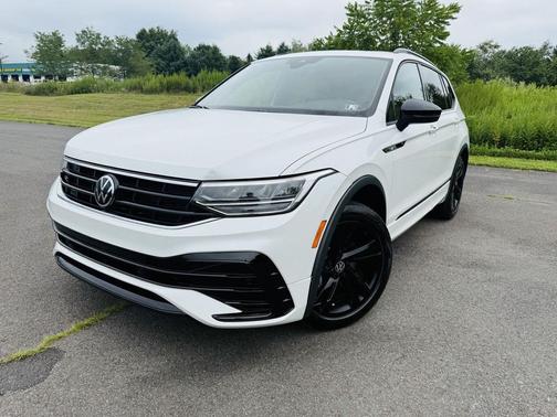 2024 Volkswagen Tiguan 2.0T SE R-Line Black 4MOTION