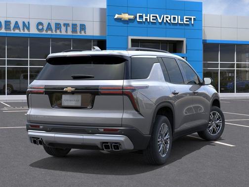 Sterling Gray Metallic 2026 Chevrolet Traverse LT