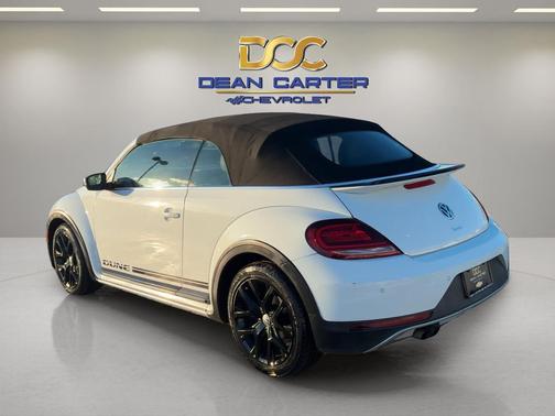 2017 Volkswagen Beetle 1.8T Dune