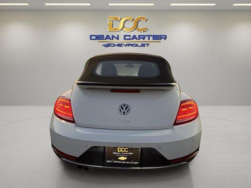 2017 Volkswagen Beetle 1.8T Dune
