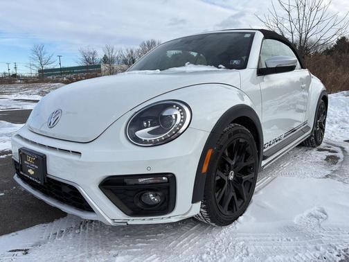 2017 Volkswagen Beetle 1.8T Dune