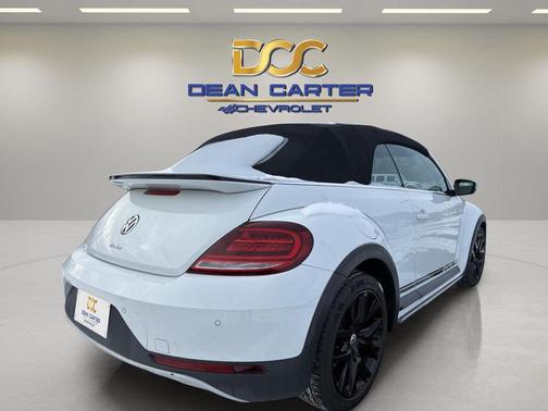 2017 Volkswagen Beetle 1.8T Dune