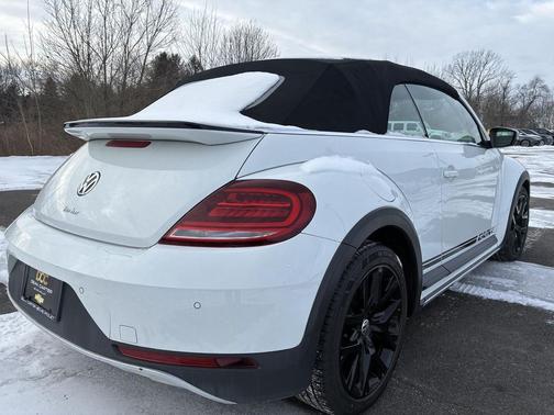 2017 Volkswagen Beetle 1.8T Dune