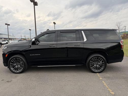 2024 Chevrolet Suburban Premier