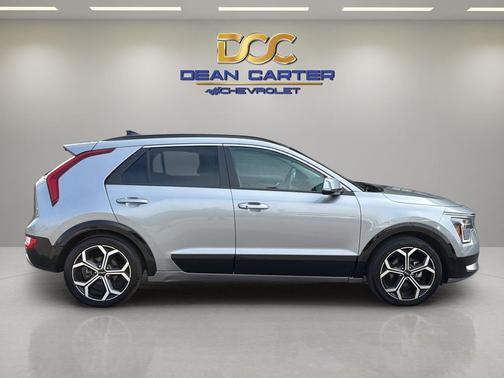 Steel Gray 2023 Kia Niro Touring