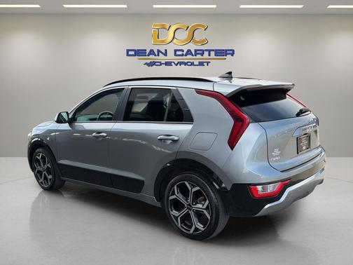 Steel Gray 2023 Kia Niro Touring