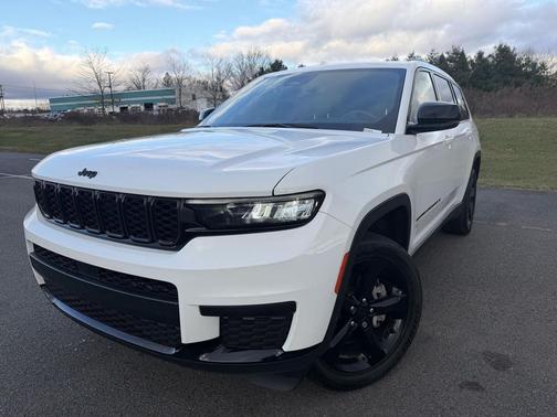 2022 Jeep Grand Cherokee L Altitude