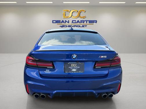 Marina Bay Blue Metallic 2019 BMW M5 Base