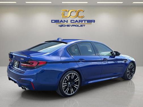 Marina Bay Blue Metallic 2019 BMW M5 Base