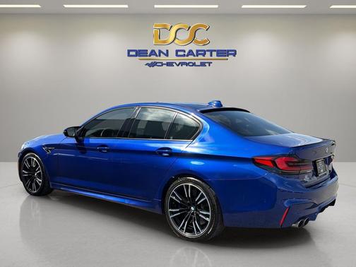 Marina Bay Blue Metallic 2019 BMW M5 Base