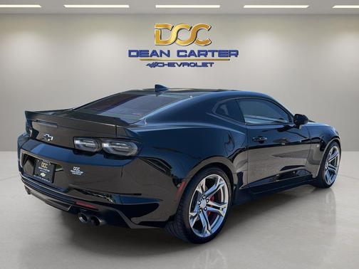 BLACK 2019 Chevrolet Camaro 1SS