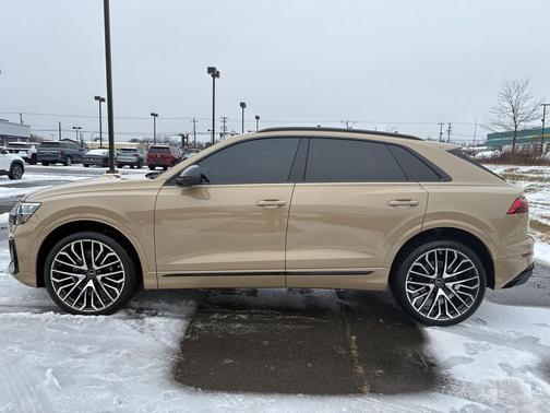 2024 Audi SQ8 4.0T Premium Plus