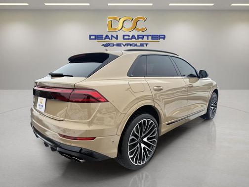 Sakhir Gold Metallic 2024 Audi SQ8 4.0T Premium Plus