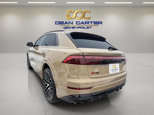 Sakhir Gold Metallic 2024 Audi SQ8 4.0T Premium Plus