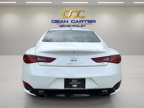 Majestic White 2018 INFINITI Q60 3.0T LUXE