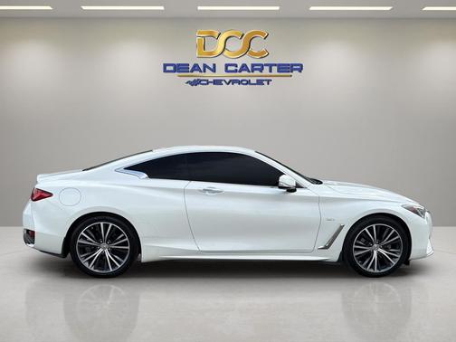 Majestic White 2018 INFINITI Q60 3.0T LUXE