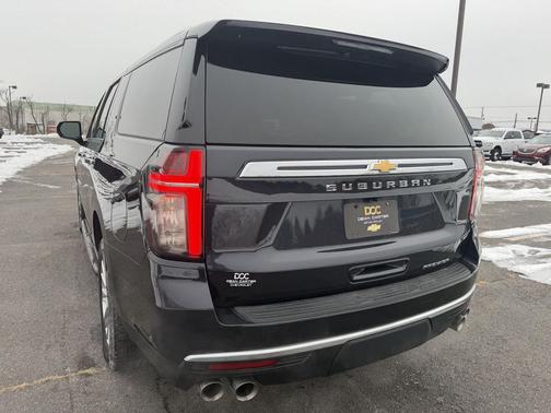 2023 Chevrolet Suburban Premier