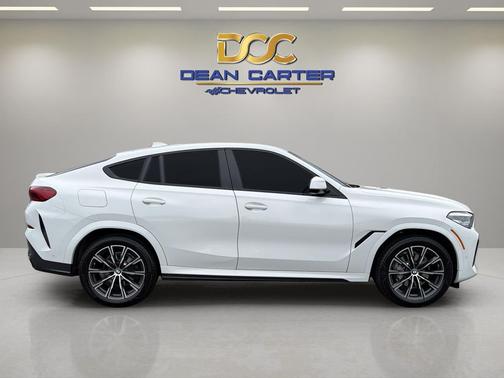 2022 BMW X6 xDrive40i