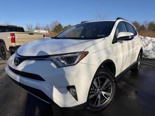 2018 Toyota RAV4 XLE