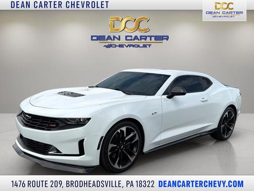 Summit White 2021 Chevrolet Camaro RWD Coupe LT1