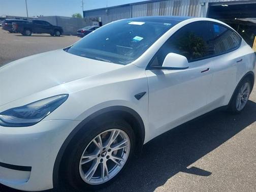 2023 Tesla Model Y Long Range Dual Motor All-Wheel Drive