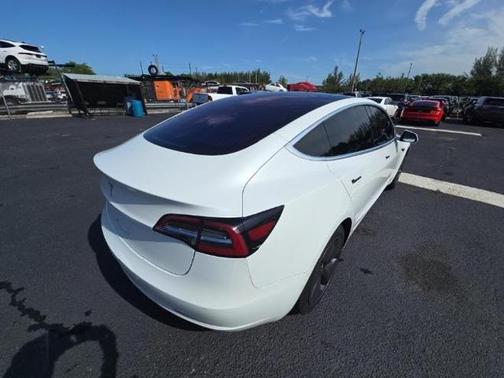 2018 Tesla Model 3 Standard