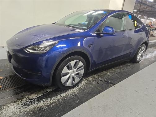 2023 Tesla Model Y Long Range Dual Motor All-Wheel Drive