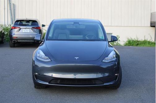 2022 Tesla Model Y Long Range Dual Motor All-Wheel Drive