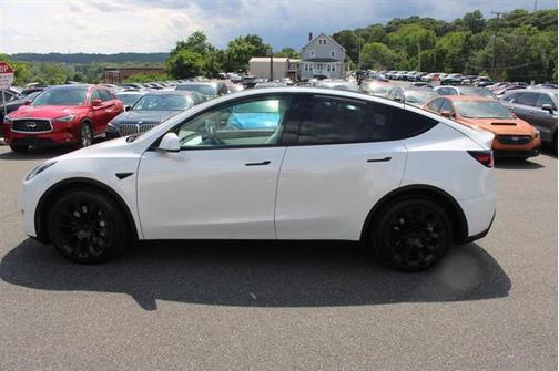 2021 Tesla Model Y Long Range Dual Motor All-Wheel Drive
