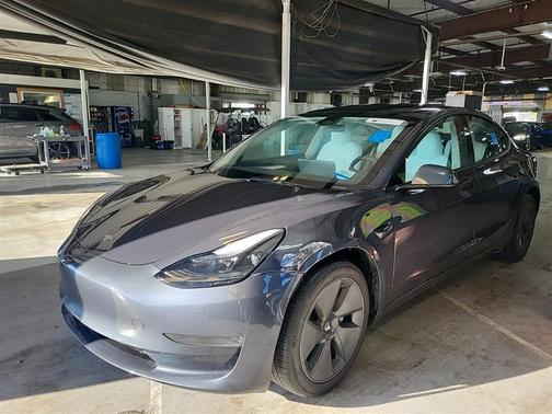 2023 Tesla Model 3 Standard Range