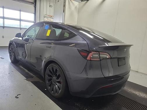 2022 Tesla Model Y Performance Dual Motor All-Wheel Drive