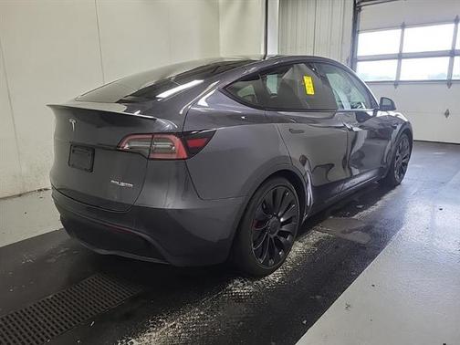 2022 Tesla Model Y Performance Dual Motor All-Wheel Drive