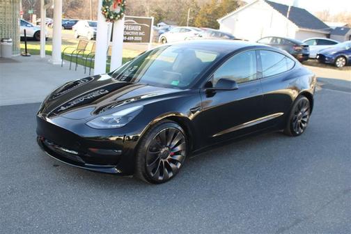 2023 Tesla Model 3 Performance