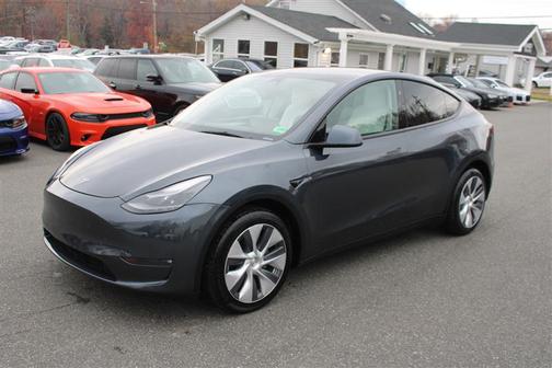 2023 Tesla Model Y RWD