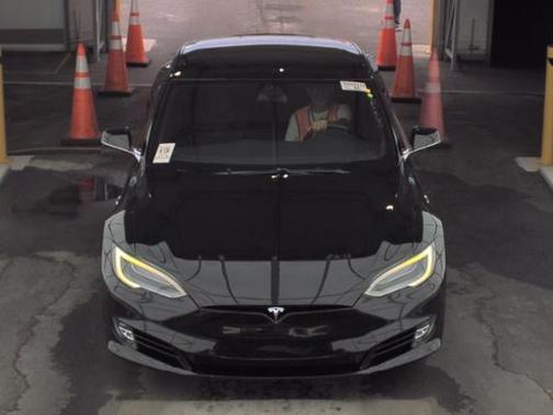2018 Tesla Model S 75D