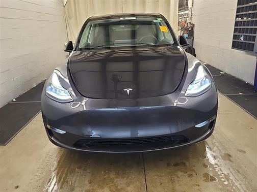 2024 Tesla Model Y Long Range Dual Motor All-Wheel Drive