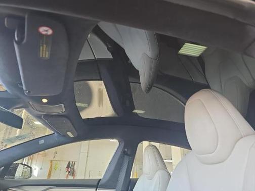 2020 Tesla Model S Long Range