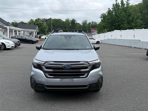 Ice Silver Metallic 2025 Subaru Forester Premium