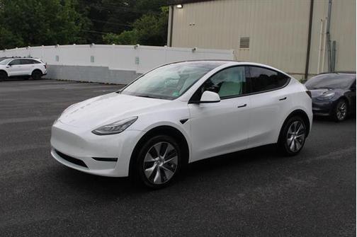 2022 Tesla Model Y Long Range Dual Motor All-Wheel Drive