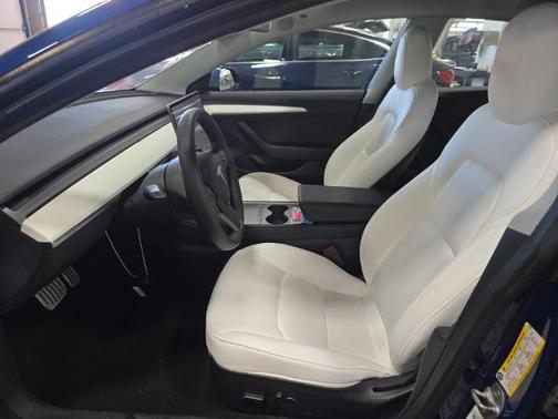 2021 Tesla Model 3 Performance